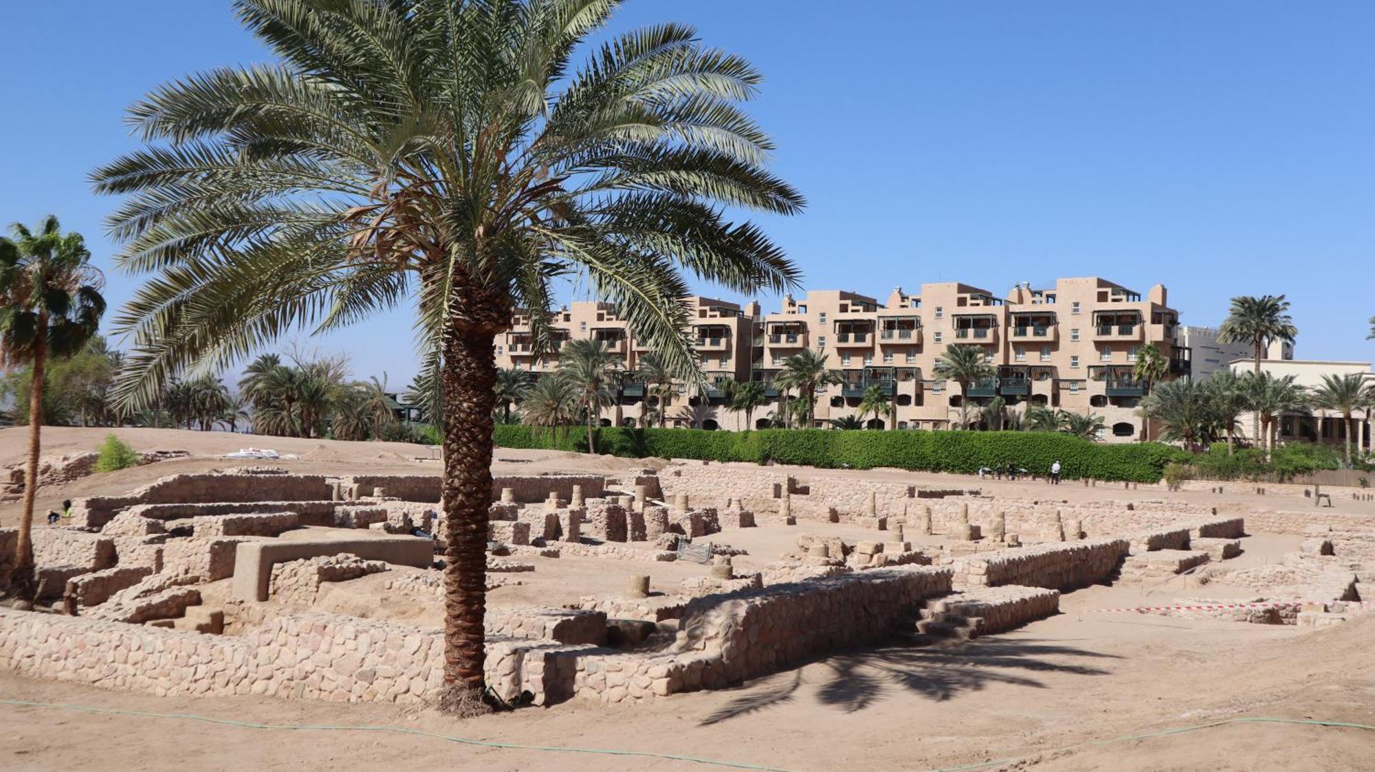 Extra Traveller Hostel Aqaba Bagian luar foto