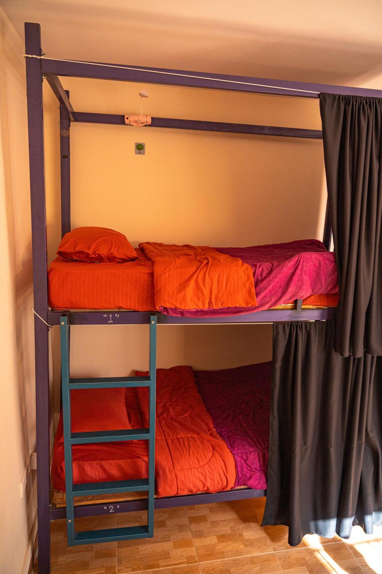 Extra Traveller Hostel Aqaba Bagian luar foto